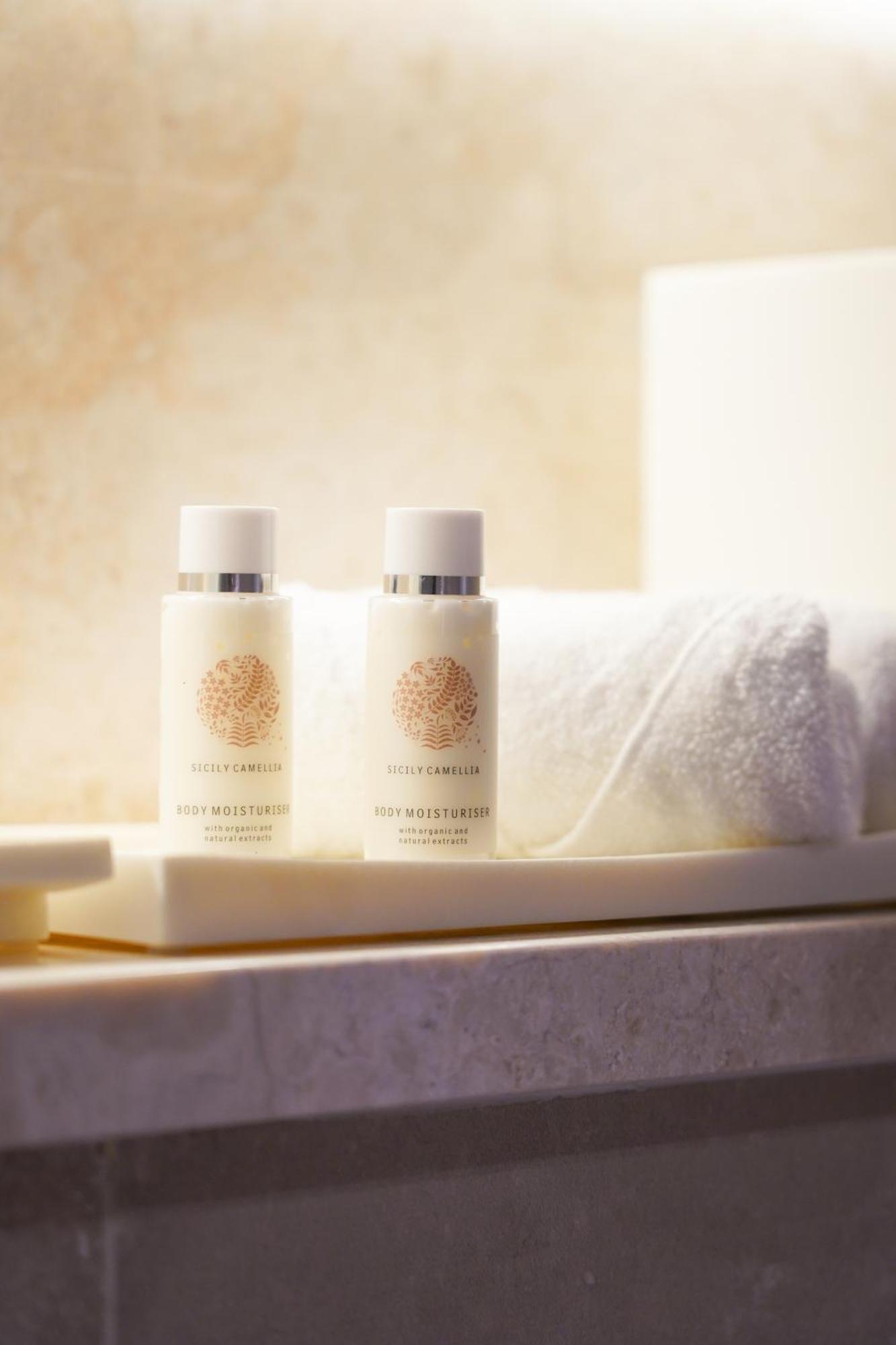 Andalus Al Seef Resort & Spa Abu Dhabi Rum bild